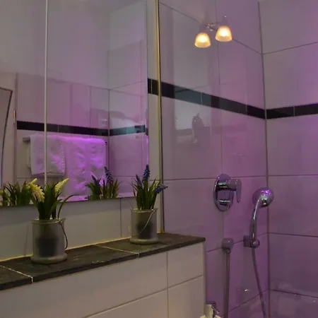 Zentral Gelegen - Stilvolles In Moabit Apartament Berlin