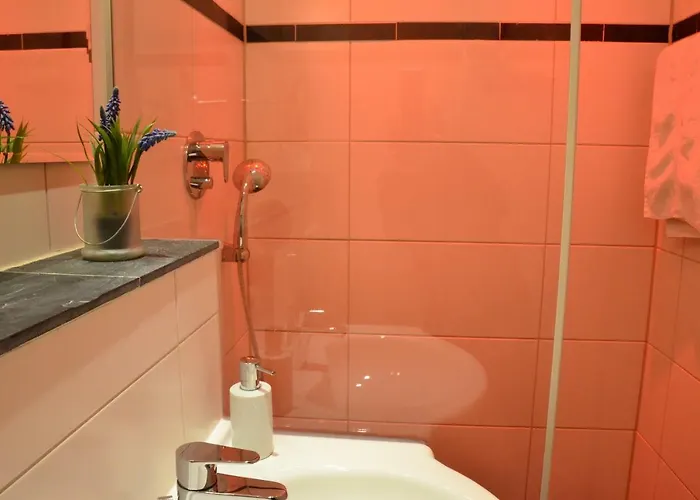 Appartement Zentral Gelegen - Stilvolles In Moabit Berlijn