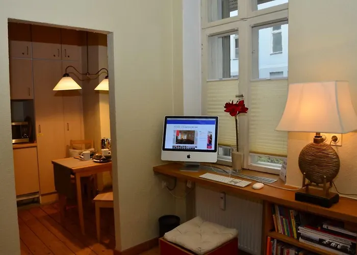 Zentral Gelegen - Stilvolles In Moabit Appartement Berlijn