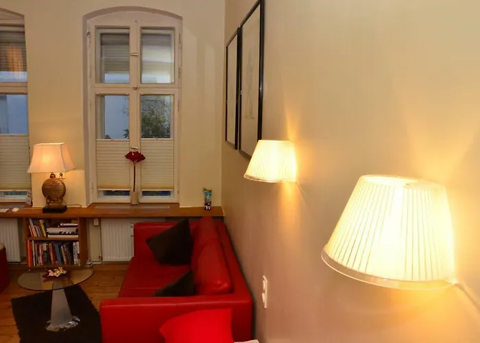 Zentral Gelegen - Stilvolles In Moabit