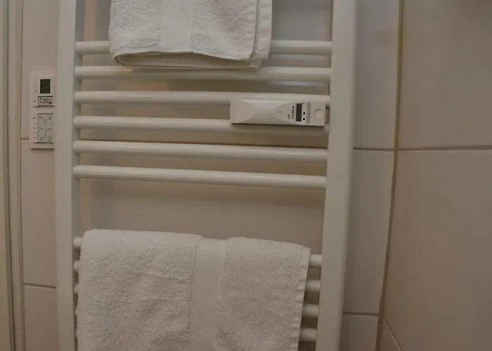 Zentral Gelegen - Stilvolles In Moabit Appartement Berlijn