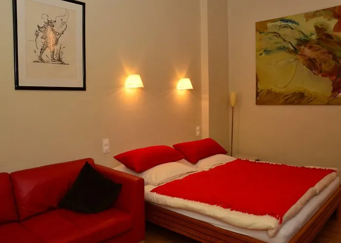 Zentral Gelegen - Stilvolles In Moabit